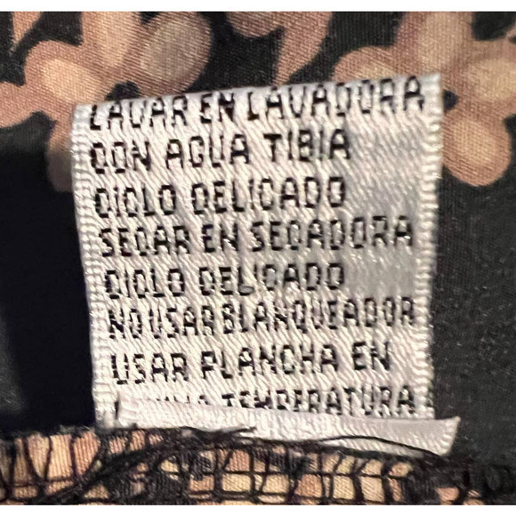 Claudia Richards Women's Button Front Blouse‎ Size M 25 1/2" Long x 21" PTP - Picture 5 of 5